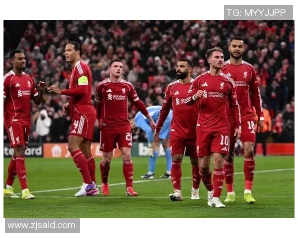 欧冠激战利物浦险胜本菲卡帽子戏法引发争议判罚全场沸腾