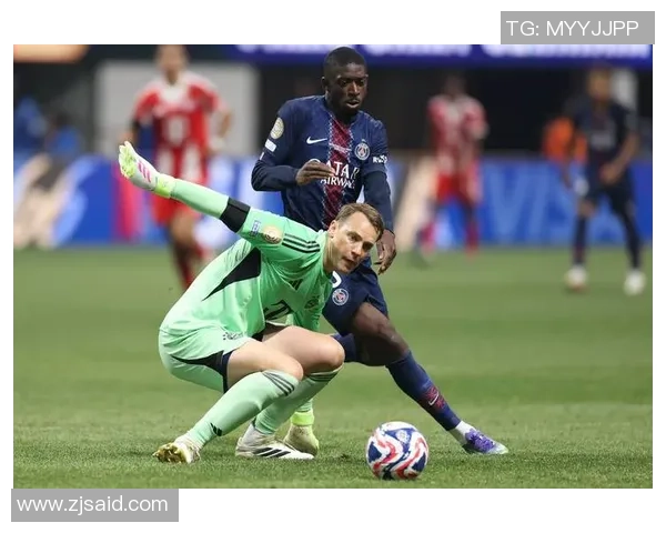 欧冠激战：马竞逆转巴黎圣日耳曼神奇扑救点燃全场激情